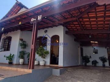 Casa · 211m² · 4 Quartos · 3 Vagas · Casa à venda - em Vila São João Batista