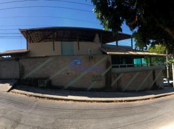 Casa · 258m² · 3 Quartos · 2 Vagas · Casa à venda - em Letícia