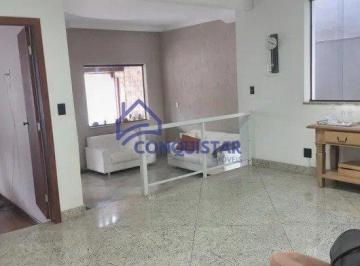 Casa · 322m² · 4 Quartos · 3 Vagas · Venha morar com sua família em uma linda e aconchegante casa no Itapoã!