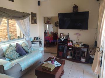 Casa · 250m² · 4 Quartos · 3 Vagas · Oportunidade!!! Venha morar com total segurança e infraestrutura que o Bairro possibilita!!!
