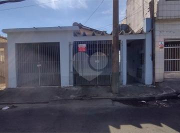 Casa · 80m² · 3 Quartos · 2 Vagas · Casa térrea com 3 quartos para locação em Jardim colonial - SP