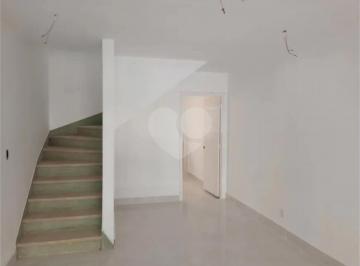 Casa · 120m² · 3 Quartos · Sobrado com 3 quartos à venda em Vila santa catarina - SP