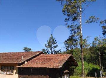 Rural · 160m² · 4 Quartos · 10 Vagas · Chácara com 4 quartos à venda em Centro - SP