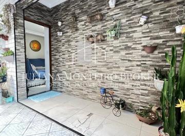Casa · 84m² · 3 Quartos · 1 Vaga · Sobrado para Venda em São Vicente / SP no bairro Vila Cascatinha