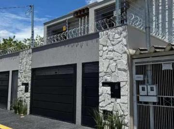 Casa · 175m² · 3 Quartos · 1 Vaga · Sobrados de Alto Padrão à Venda no Jardim Vila Boa - Goiânia/GO   Localização privilegiada, ao lado 