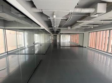 Comercial · 340m² · 8 Vagas · Sala comercial na Rua Alvorada, N. 1151 - Conjunto 31 • 340 m²