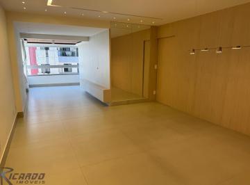 Foto 01 · Apartamento alto padrão. Bem localizado. No centro de Guarapari com tranquilidade. Próximo das praia