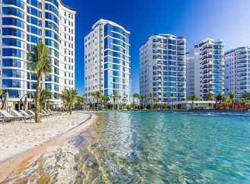 Apartamento · 160m² · 3 Quartos · 3 Vagas · LOCAÇÃO: 3 Suítes Mobiliado no Exclusivo Brava Home Resort