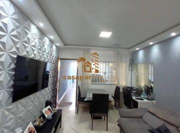 Casa · 100m² · 3 Quartos · 2 Vagas · Sobrado à Venda no Campestre com 100m², 3 Dormitórios e Espaço Gourmet