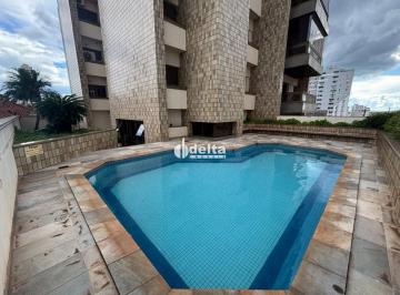 Apartamento · 264m² · 5 Quartos · 2 Vagas · Apartamento disponível para locação no bairro Fundinho em Uberlândia-MG