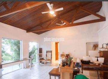 Casa · 440m² · 3 Quartos · 3 Vagas · Refugio de luxo em rua fechada no Jd. Dos Estados conforto e segurança 24 hs.