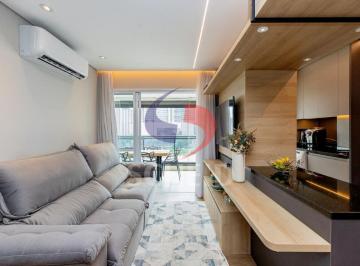 Apartamento · 70m² · 2 Quartos · 2 Vagas · Apartamento á Venda na Chácara Santo Antônio com 70m², 2 dormitórios (1 suíte), 2 vagas.
