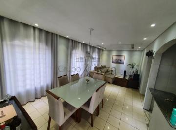 Casa · 430m² · 3 Quartos · 3 Vagas · Oportunidade - Casa - Jardim Paraíso - Jacareí - 3 Dormitórios - 160m².