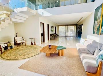 8837bf5f48a322b26d53ee4b06e324c61c359712 · CASA SOLTA NO LOTE 1.050M² COM EDÍCULA CONDOMINIO VICENTE PIRES LAZER COMPLETO