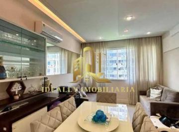 Apartamento · 95m² · 2 Quartos · 1 Vaga · Original 3 quartos com vaga Reformado Copacabana!
