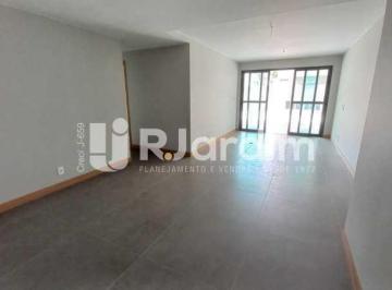 Apartamento · 213m² · 4 Quartos · 2 Vagas · Apartamento Garden / Residencial / Botafogo