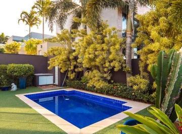 023d705f35d460c8d62c630fe49620296d6f534d · Sobrado à venda alto padrão, 4 suítes, planejados, piscina, Condomínio Dona Lucilla, Indaiatuba.