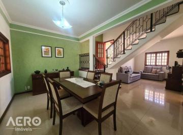 b30be900df8fb9c02d5bb0c521f76e1d6d0ceeb5 · Casa no Jardim América