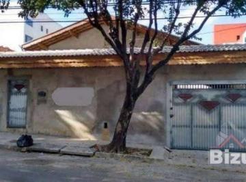 6a25a55f1a6e40354db051bd4d7b99205589f2e3 · Casa térrea a venda no bairro Vila Lacerda totalmente reformada em Jundiaí-SP