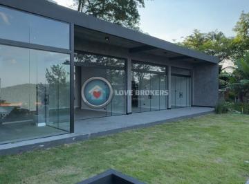 Casa · 200m² · 3 Quartos · 4 Vagas · Condominio Águas De Igaratá - Casa a Venda no Condomínio Águas de Igaratá em SP