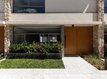 Casa · 176m² · 3 Quartos · 2 Vagas · Sobrado à venda em condomínio com 3 quartos em Santa Felicidade