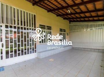 Casa · 187m² · 4 Quartos · SHIGS 708 - Casa com 4 quartos - 1 suíte - aceita financiamento e FGTS - Asa Sul