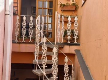 Casa de 3 quartos, São Paulo · Casa com 3 dormitórios à venda em Vila Madalena