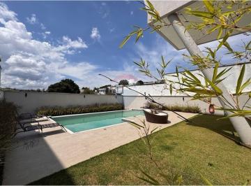 Casa · 300m² · 4 Quartos · 3 Vagas · Residência Exclusiva com Luz Natural e Integração à Natureza, Condomínio Figueira Garden - Bragança
