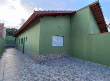 Casa de 2 quartos, Itanhaém · Casa com piscina e churrasqueira em Itanhaém.