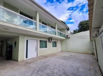 Casa de 4 quartos, Rio de Janeiro · Excelente casa de 4 quartos, com piscina e área goumet na Curicica