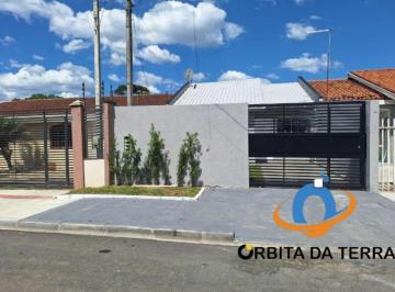 Foto 01 · Linda casa para venda em Fazenda Rio Grande-PR, no bairro Eucaliptos: 2 quartos, 1 banheiro, 2 vagas