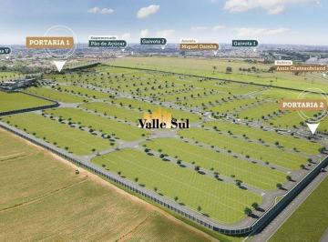 Casa · Terreno à venda no condomínio Maria Julia com 282 m²