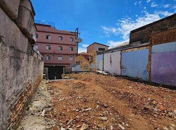 Terreno · 261m² · Terreno à Venda com 261 m², Totalmente Plano, 9 x 29 metros no Cerâmica