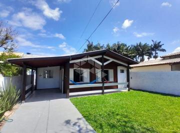 Casa · 80m² · 2 Quartos · 3 Vagas · Casa Mobiliada para alugar - 80m² em Frente à Lagoa da Chica