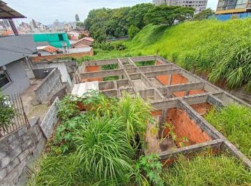 09 · Terreno de 200m² no Estreito