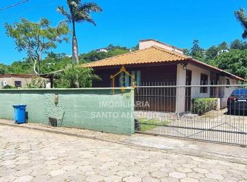 Casa · 140m² · 3 Quartos · 3 Vagas · Casa térrea com 3 dormitórios sendo 1 suíte - Bairro Sambaqui - Florianópolis