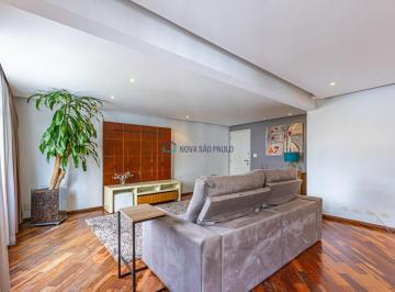 Apartamento · 110m² · 2 Quartos · 1 Vaga · Apartamento em Moema com 2 quartos, 1 suíte e 110 m², 1 vaga