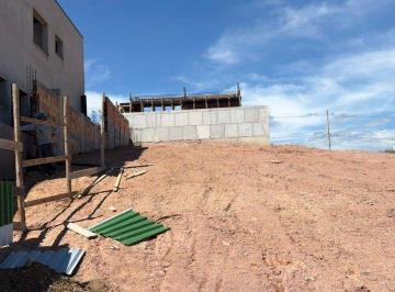 Terreno · 330m² · Terreno à venda - em Urbanova