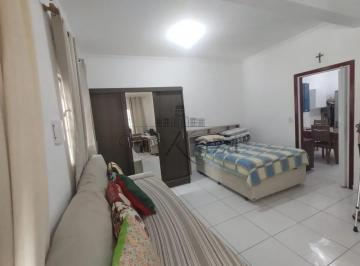 Casa · 208m² · 2 Quartos · 3 Vagas · Casa - Sobrado - Residencial - Comercial - Jardim Satélite - 2 Dormitórios - 197m².