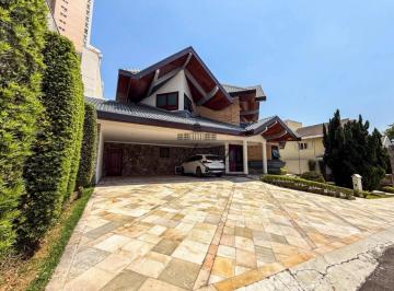 Casa · 758m² · 4 Quartos · 3 Vagas · Oportunidade - Casa em Condomínio - Condomínio Jardim das Colinas - 4 Dormitórios - 454m².