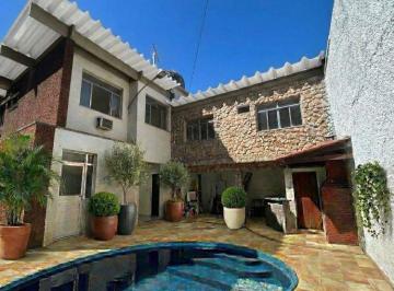 Casa · 200m² · 4 Quartos · 1 Vaga · Casa à venda no bairro Jardim Guanabara - Rio de Janeiro/RJ