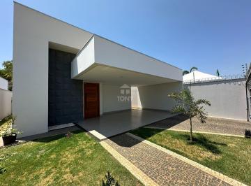 Casa · 180m² · 3 Quartos · 2 Vagas · Casa à Venda na 207 Sul - 180m² com Área Gourmet