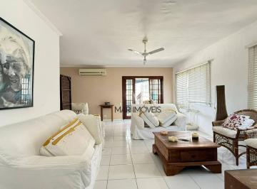 957c9aeec9b752e76a8ccd31efd48828074ff54b · Cobertura com 3 dormitórios à venda, 171 m² por R$ 650.000,00 - Praia da Enseada - Guarujá/SP
