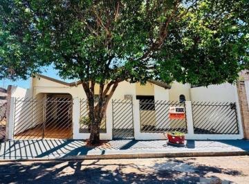 a3a62ded017312d0421a34fbe7288fdcb3d70df2 · Casa com 2 dormitórios à venda, 119 m² por R$ 140.000,00 - Centro - Navirai/MS