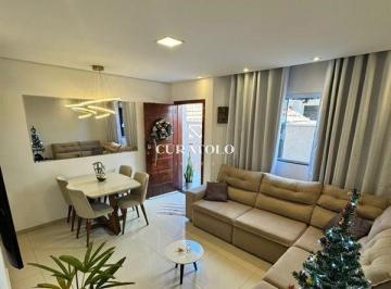 Casa · 74m² · 2 Quartos · 2 Vagas · Casa sobrado à venda com 74 m², 2 suítes, churrasqueira e 2 vagas, Cidade Patriarca, São Paulo.
