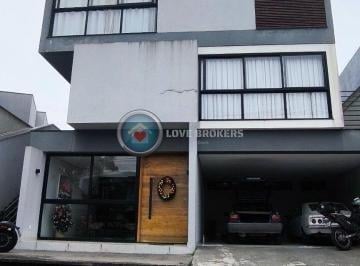 Casa · 300m² · 4 Quartos · 6 Vagas · Condomínio Real Park Arujá - Casa em Condomínio em Jardim das Cerejeiras, Arujá/SP