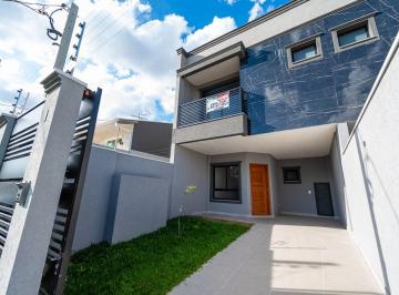 Casa de 3 quartos, Curitiba · Lindo sobrado de frente para rua