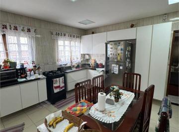 Casa · 181m² · 4 Quartos · 2 Vagas · Sobrado com 4 quartos à venda em Santa teresinha - SP