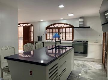 202512272327399633.jpeg · Casa para Venda em Nova Friburgo, Cascatinha, 4 dormitórios, 1 suíte, 3 banheiros, 6 vagas