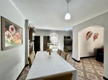 Casa · 140m² · 4 Quartos · 5 Vagas · Casa 4 Qts 1 Suíte 5 Vagas 140m² Colônia Agrícola Samambaia